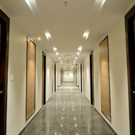 Asr Parklane Hotel Hosūr Exterior foto